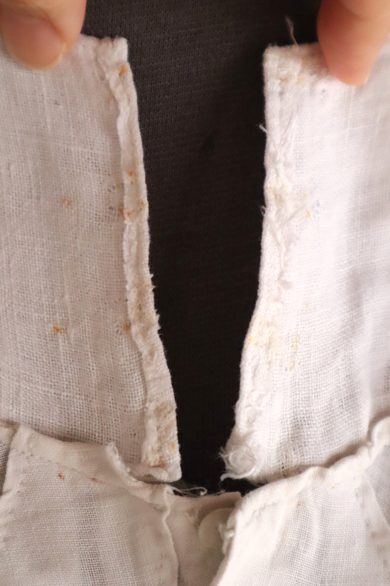 1900s–1910s French Linen Cutwork Embroidered Train Skirt
