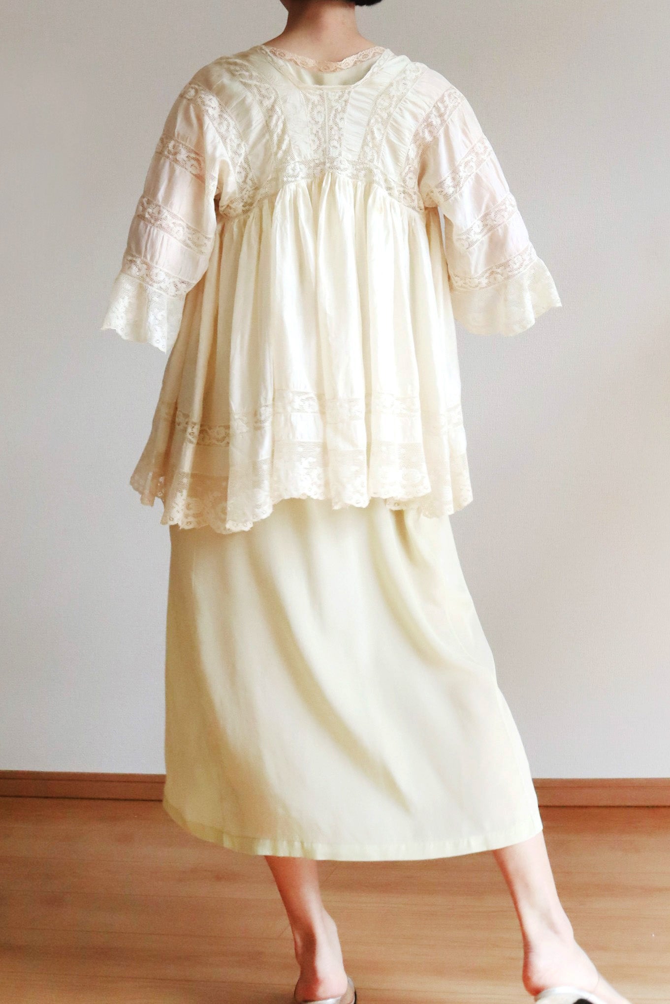 1900s Silk Bed Jacket