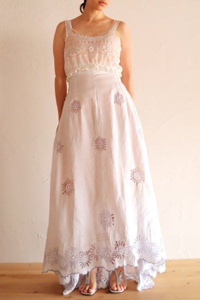 1900s–1910s French Linen Cutwork Embroidered Train Skirt