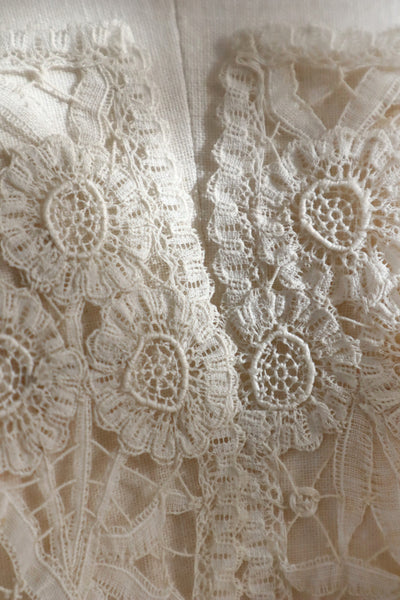 1900s French Brussels-Style Assembled Lace Capelet