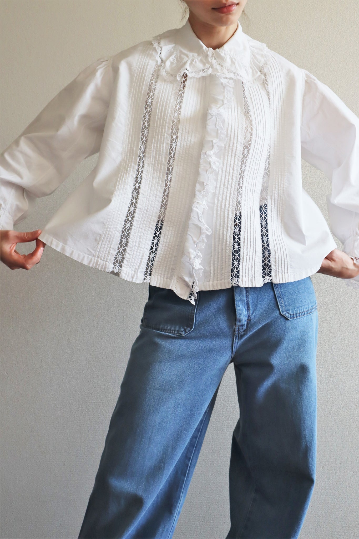 1900s Bobbin Lace Frill Collar White Cotton Blouse