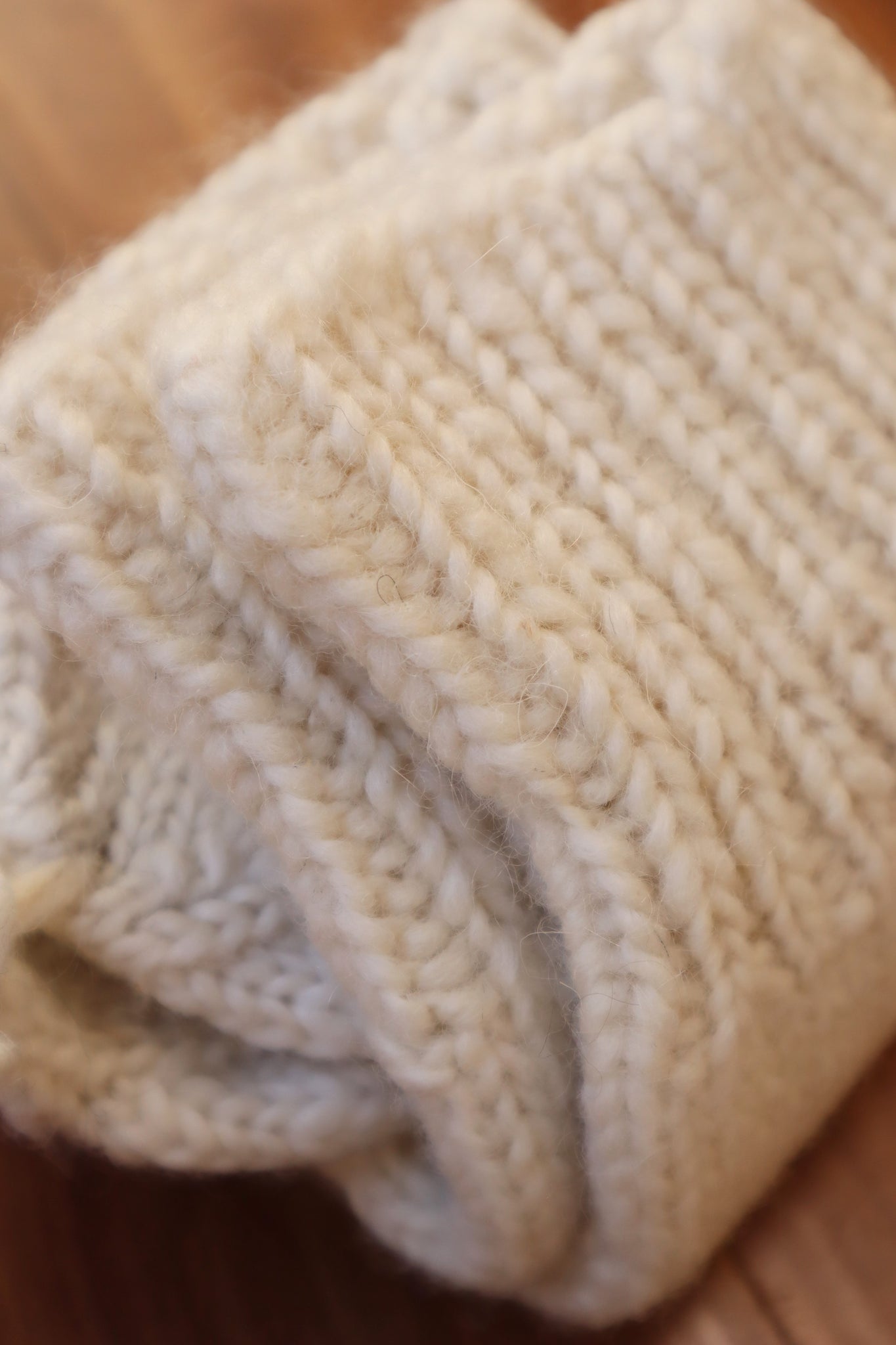 Hand Knit High-Quality Sheep Wool White Socks Size 24~25.5