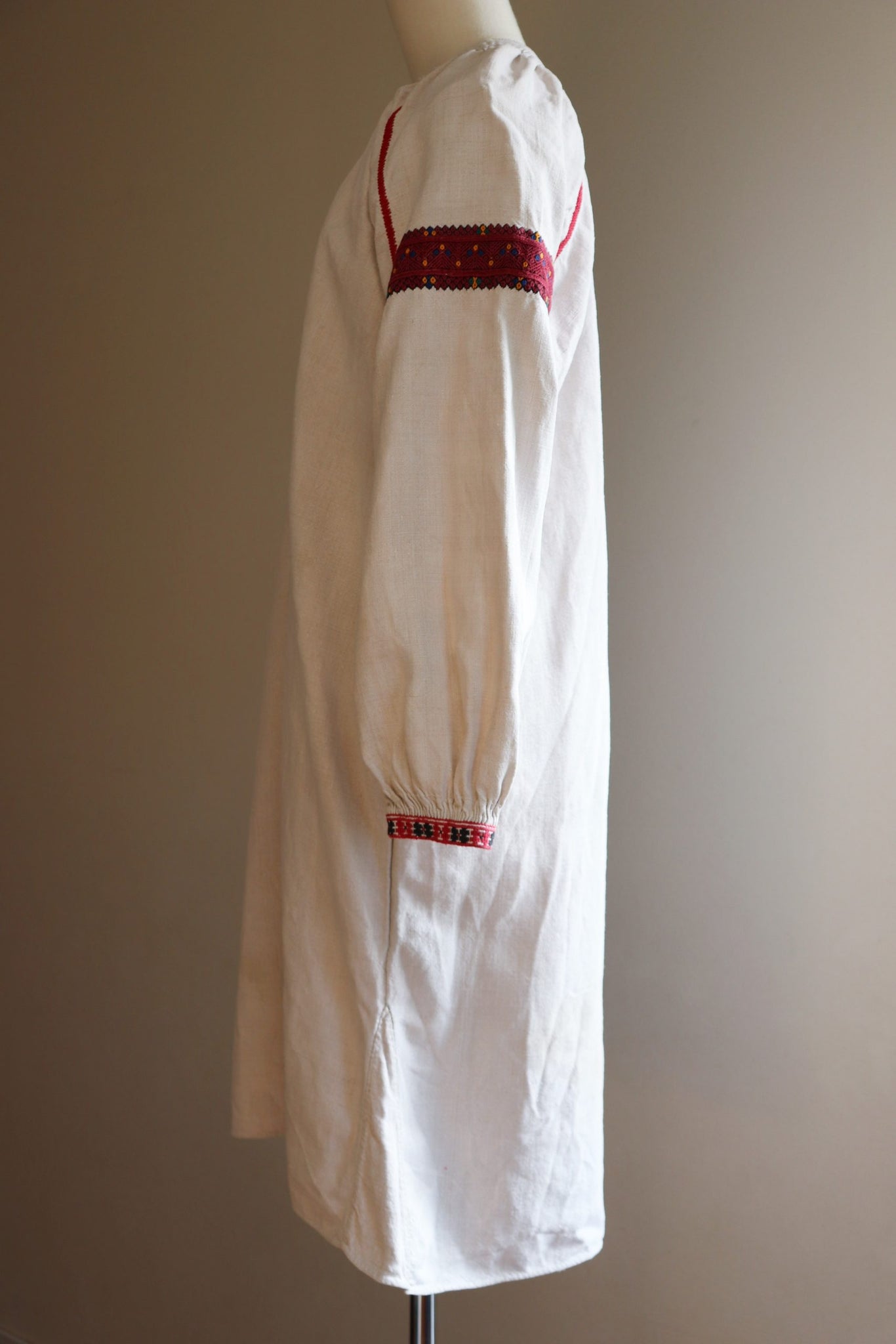 1930s Ukrainian Hand Made Linen Dress