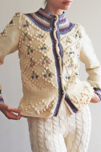 70s Bavarian Hand Knit 🍒 Cardigan