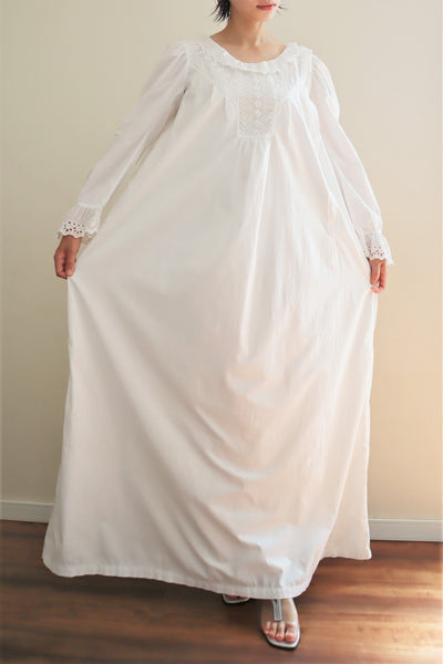 1910s Broderie Anglaise Side Front Closure Dress