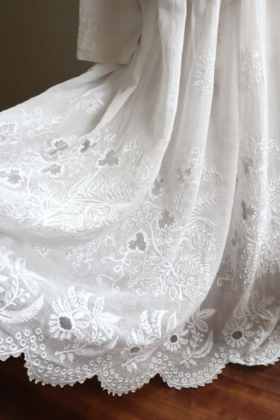 1900s Grape Design Lace White Linen Church Dress