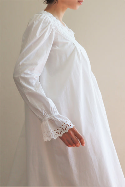 1910s Broderie Anglaise Side Front Closure Dress