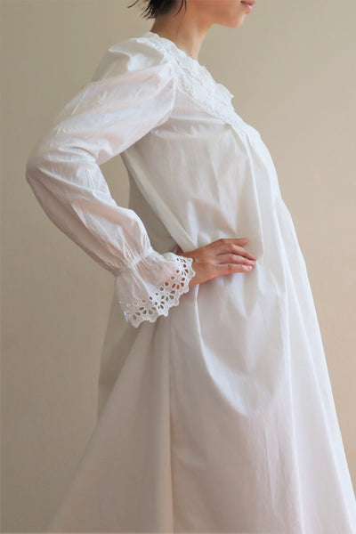 1910s Broderie Anglaise Side Front Closure Dress