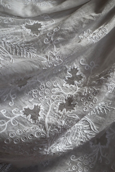 1900s Grape Design Lace White Linen Church Dress