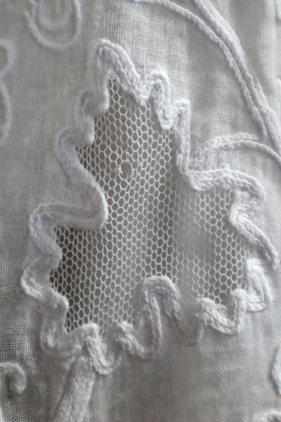 1900s Grape Design Lace White Linen Church Dress