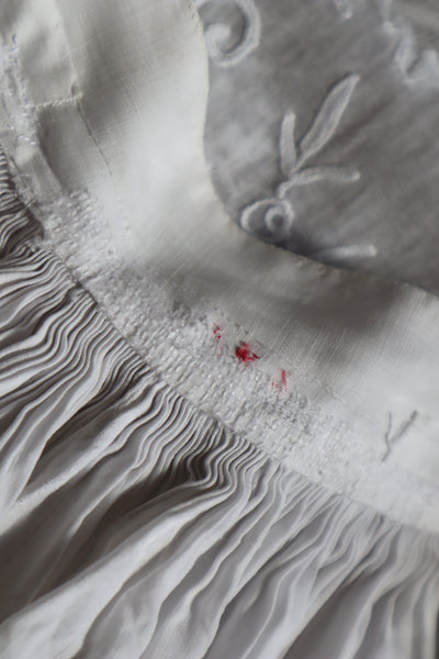 1900s Grape Design Lace White Linen Church Dress