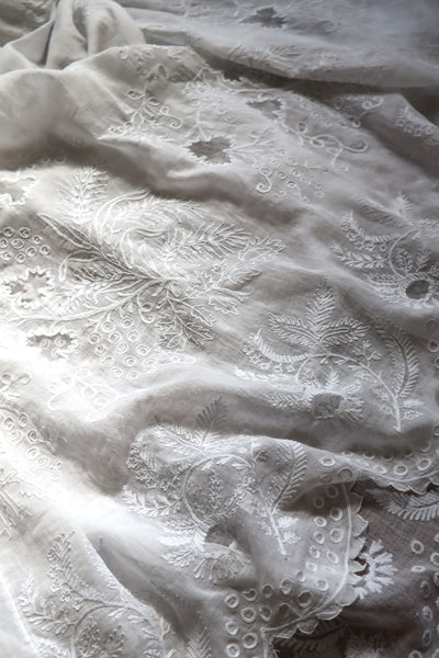 1900s Grape Design Lace White Linen Church Dress