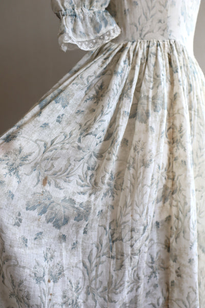 1900s Floral Linen Dress