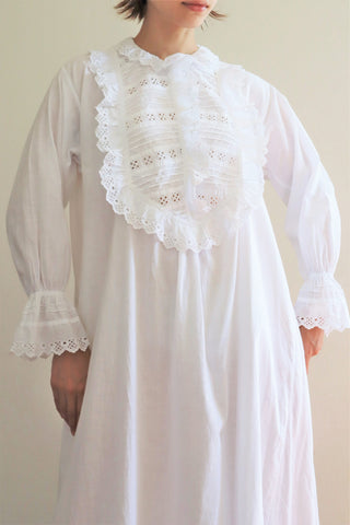 1920s Ruffled Collar Embroidered White Cotton Dress