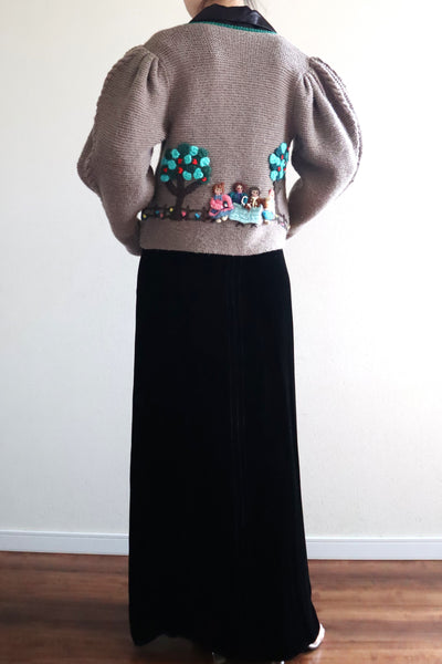 80s Doll Embroidery Austrian Cardigan