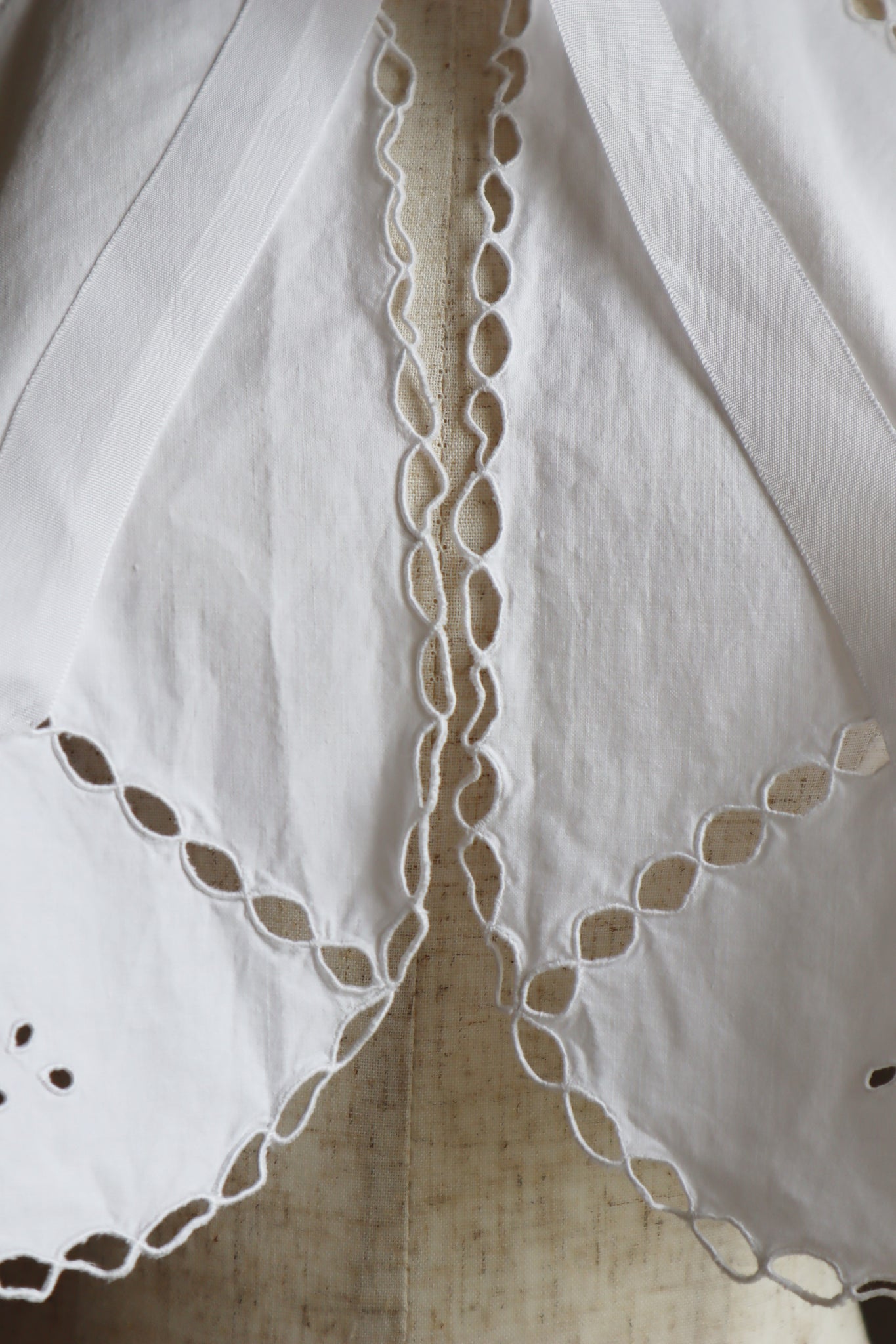 1900s Antique White Cotton Capelet