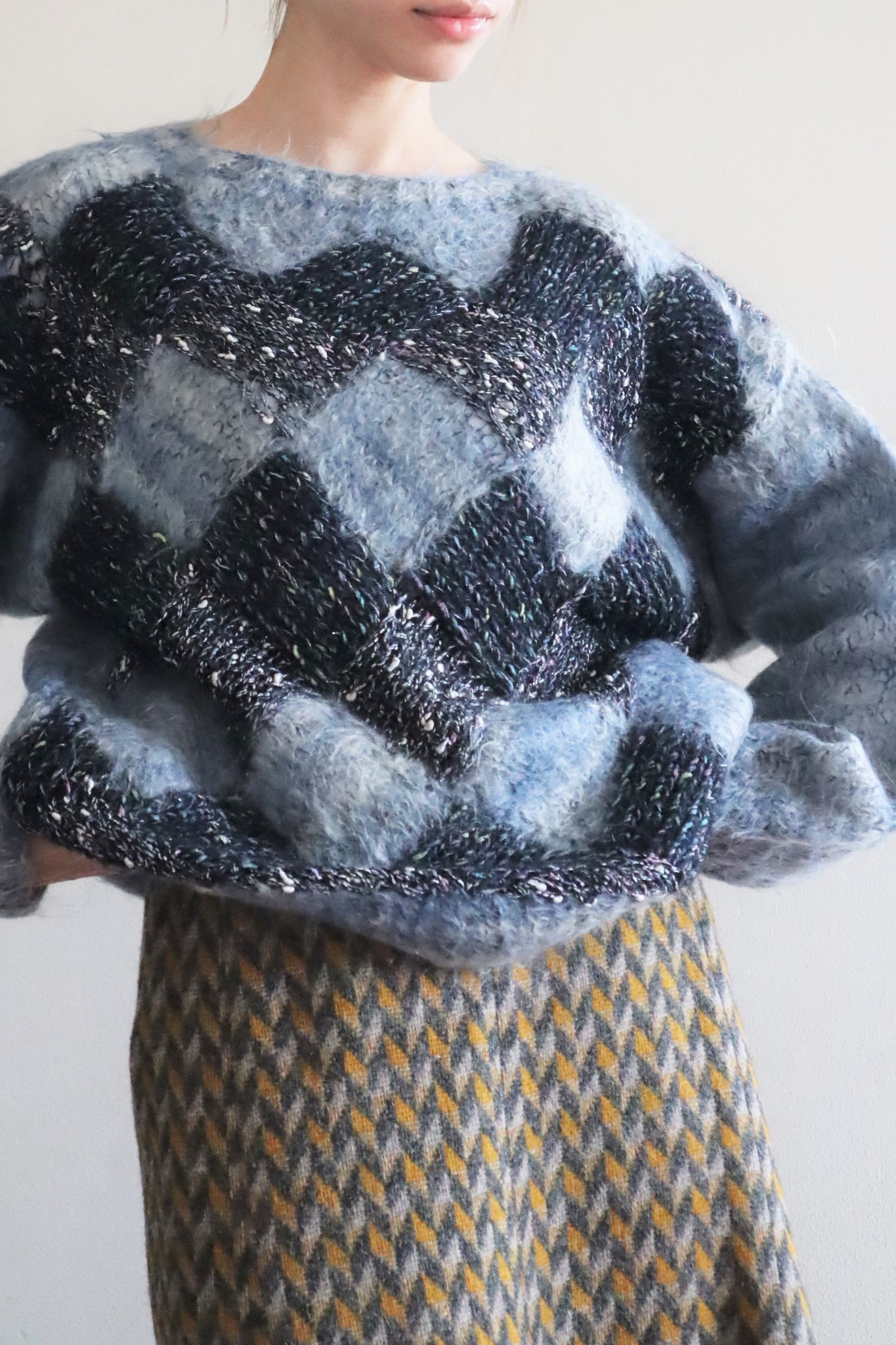 80s Blue Gradient Zigzag Hand Knit Sweater