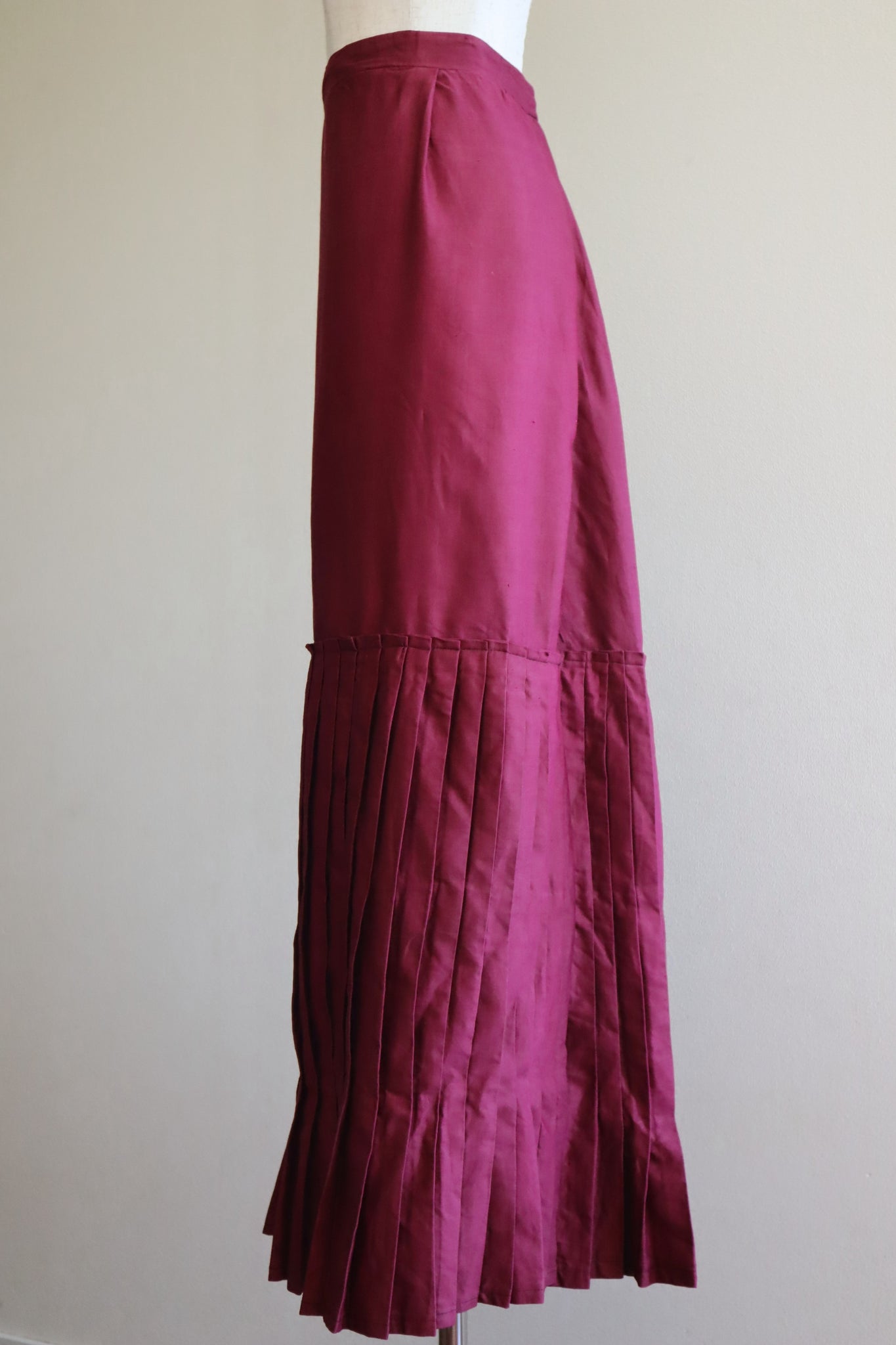 19th Edwardian Burgundy Skirt