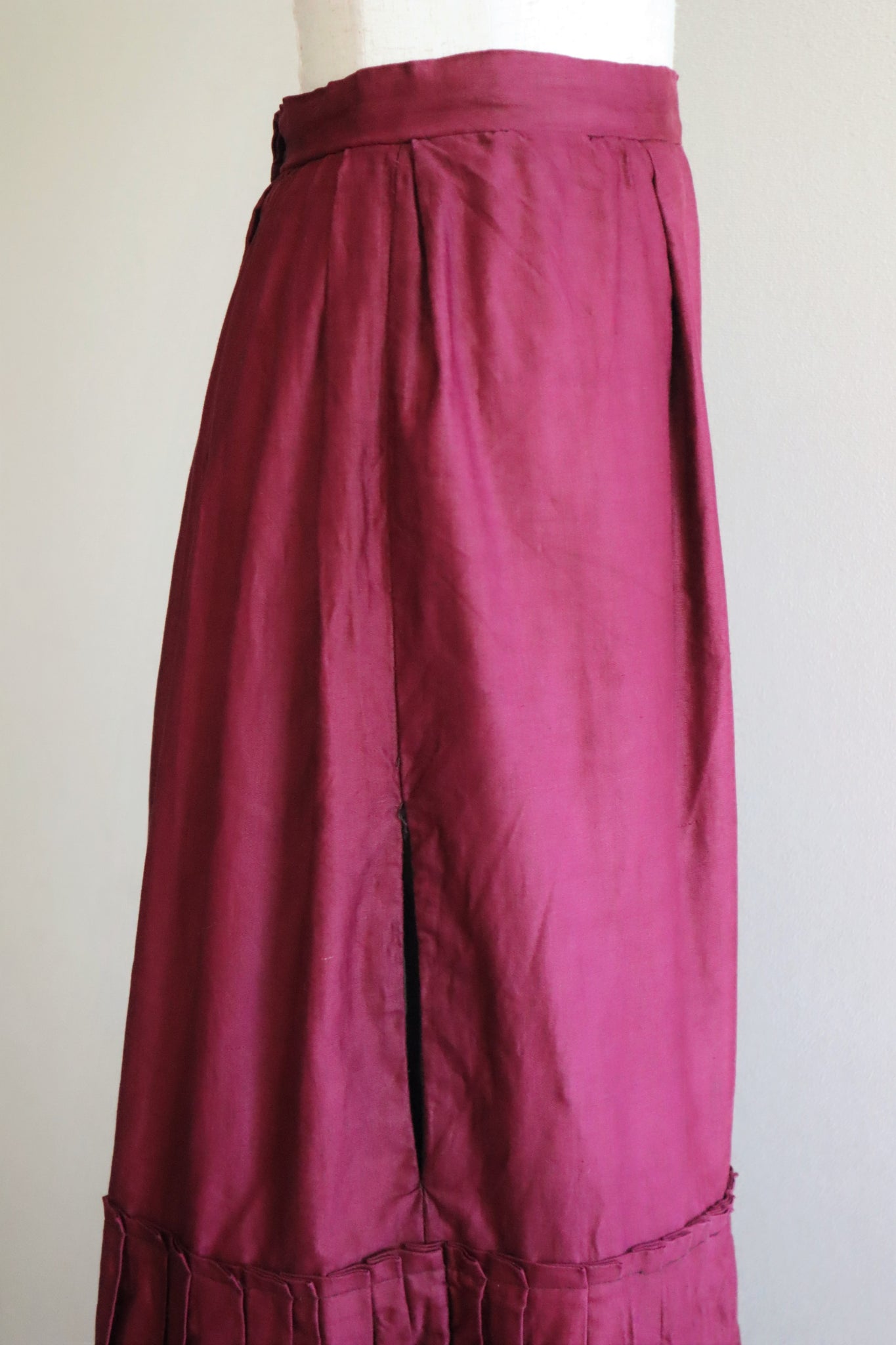 19th Edwardian Burgundy Skirt