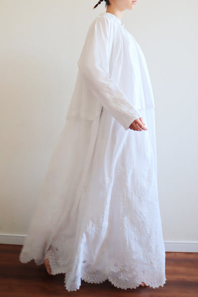 1900s Grape Design Lace White Linen Church Dress