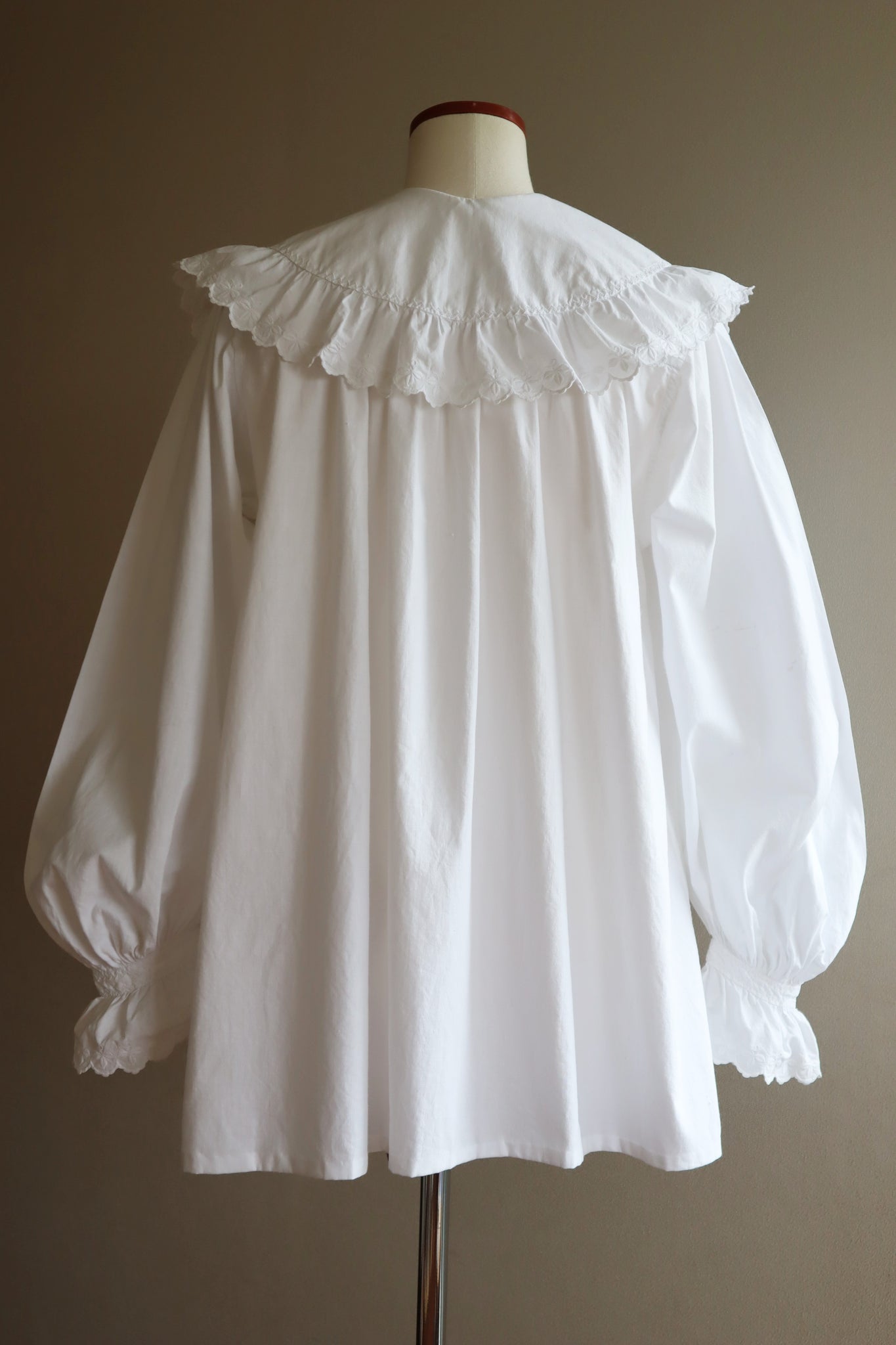 1920s White Cotton Embroidered  Big Collar Blouse