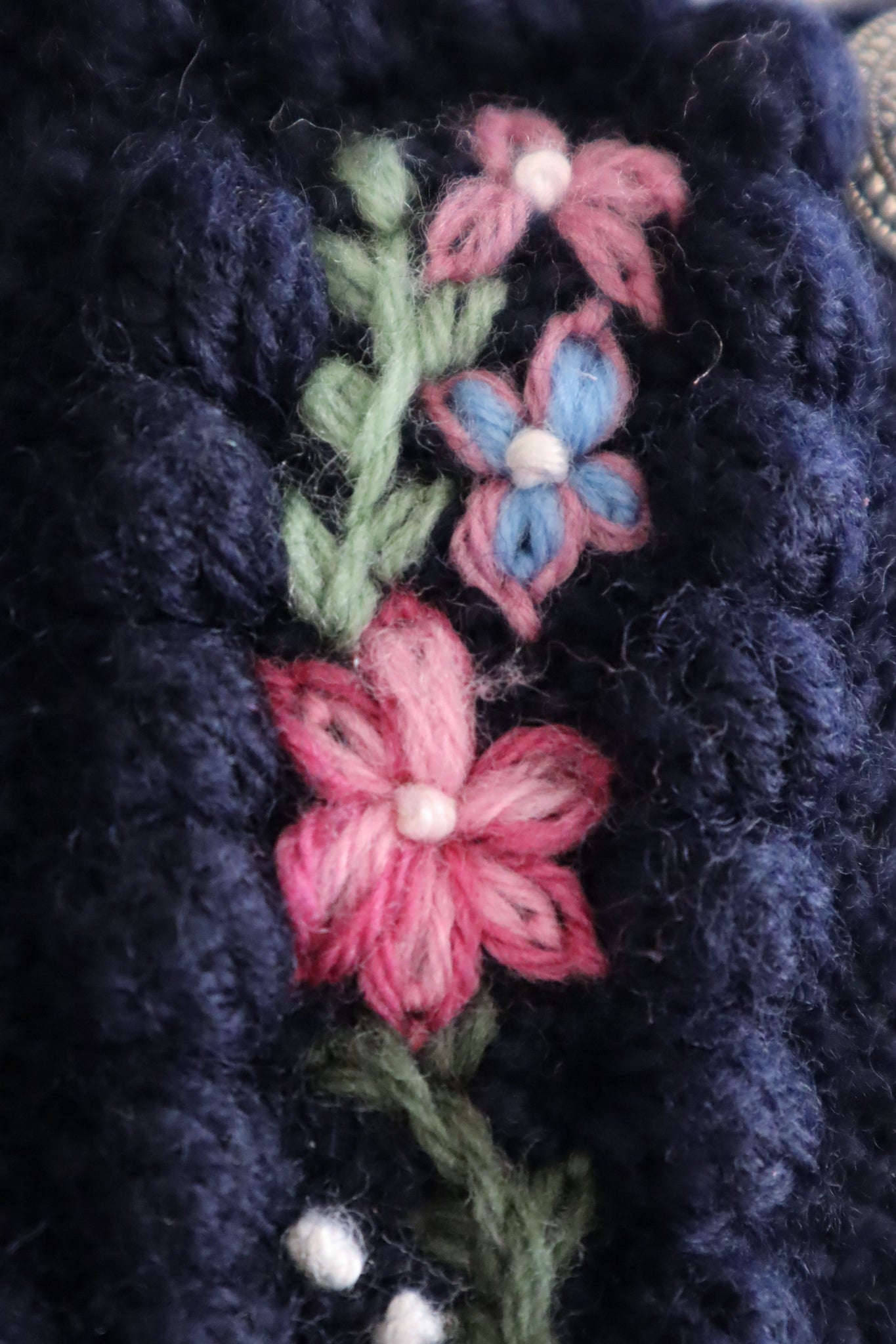 80s Hand-knit Bavarian Flower Embroidered Popcorn Knit Folklore Cardigan Navy