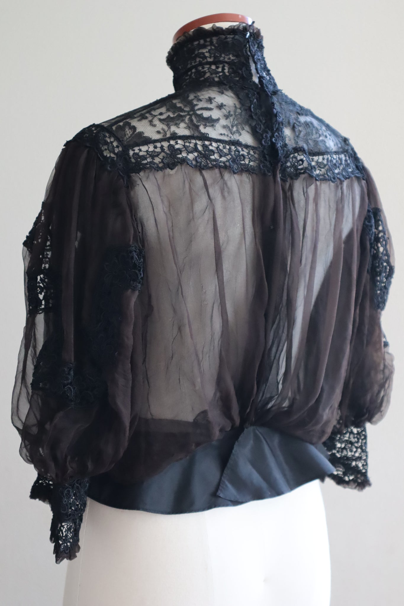 1900s Edwardian Black Chantilly Lace Silk Chiffon Blouse