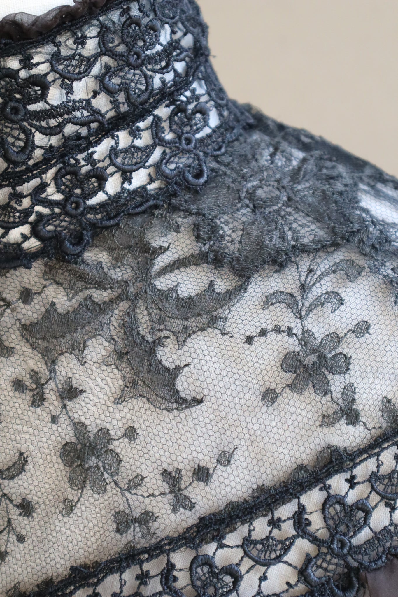 1900s Edwardian Black Chantilly Lace Silk Chiffon Blouse