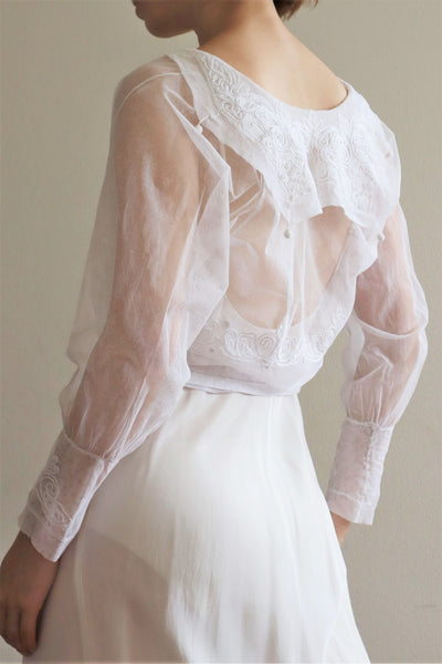 1900s Chain Stitch Embroidery White Cotton Tulle Blouse