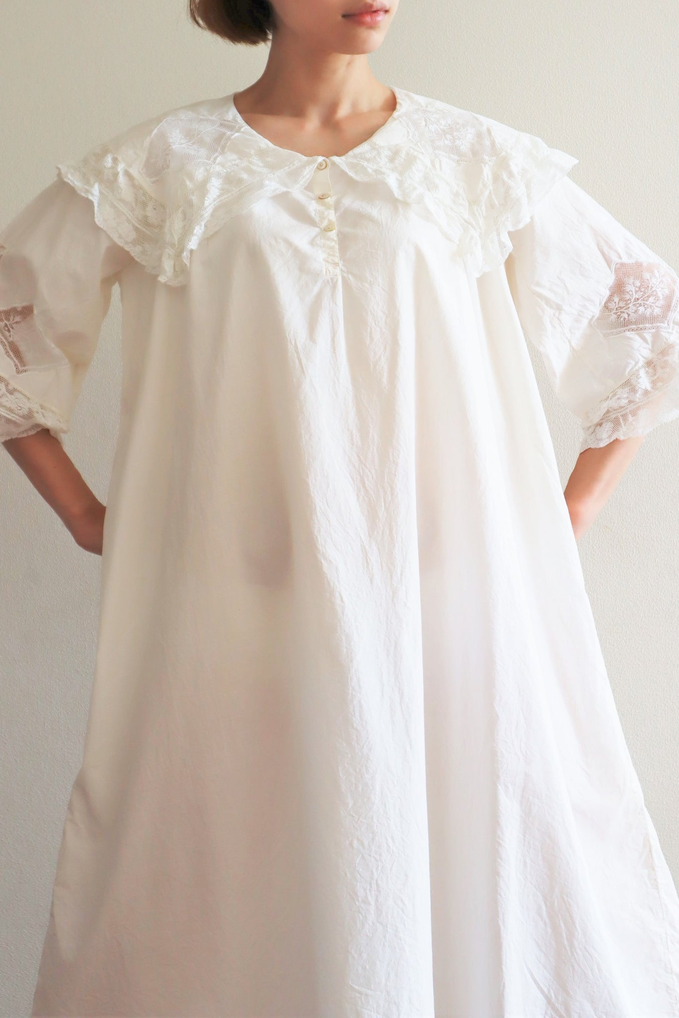 1900s Valancienne Lace Large Collar Cotton Dress