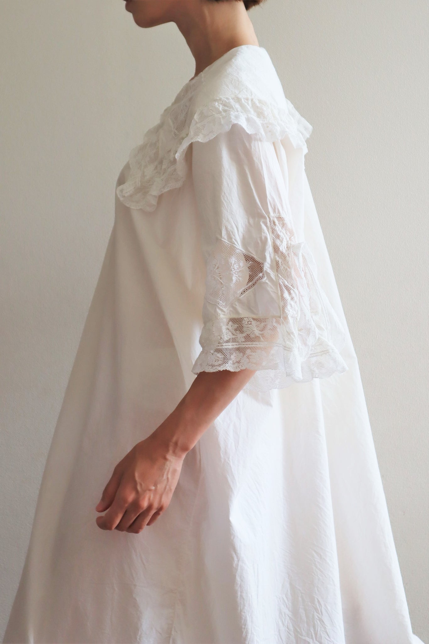 1900s Valancienne Lace Large Collar Cotton Dress