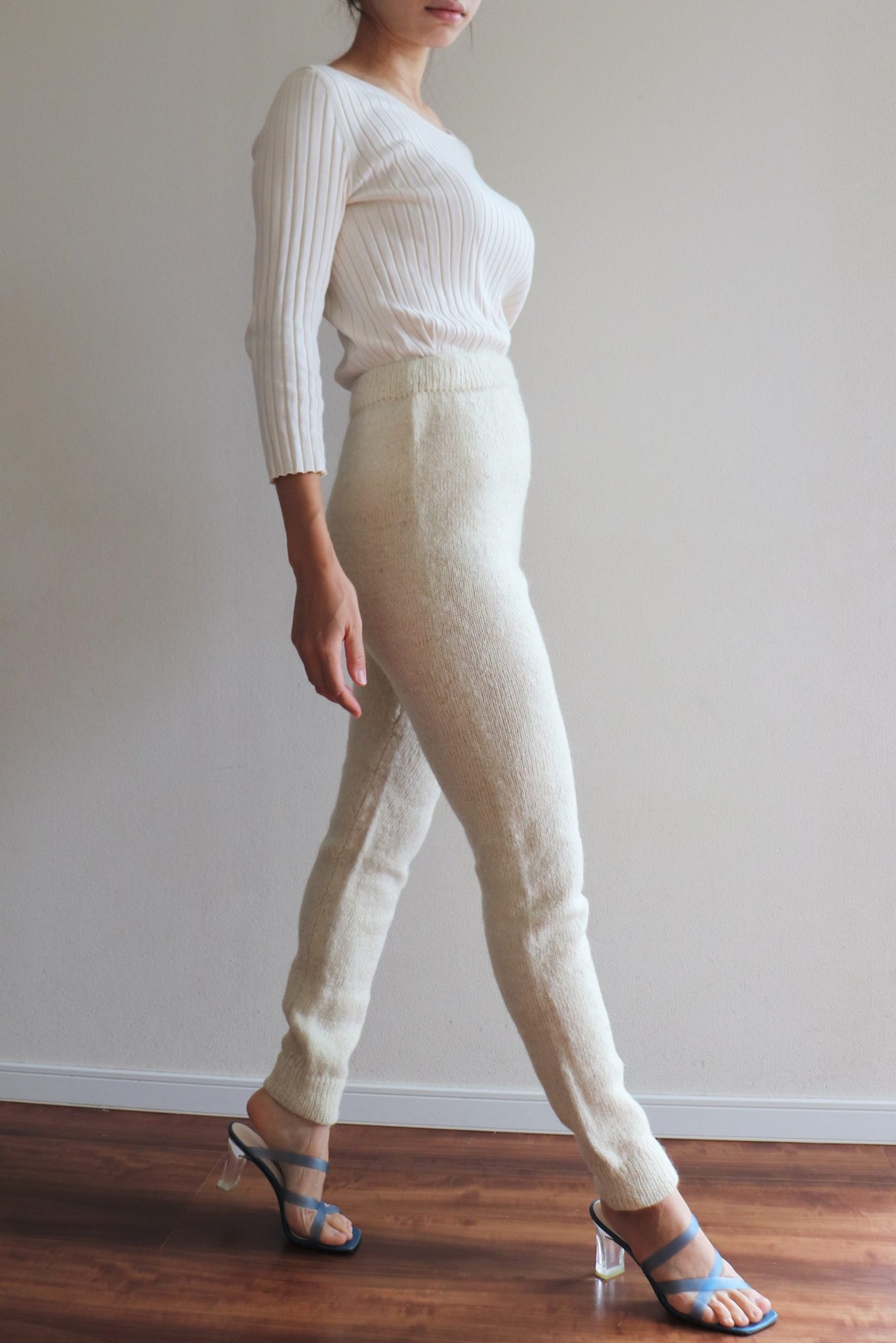 Hand Knit High-Quality Sheep Wool Leggings White