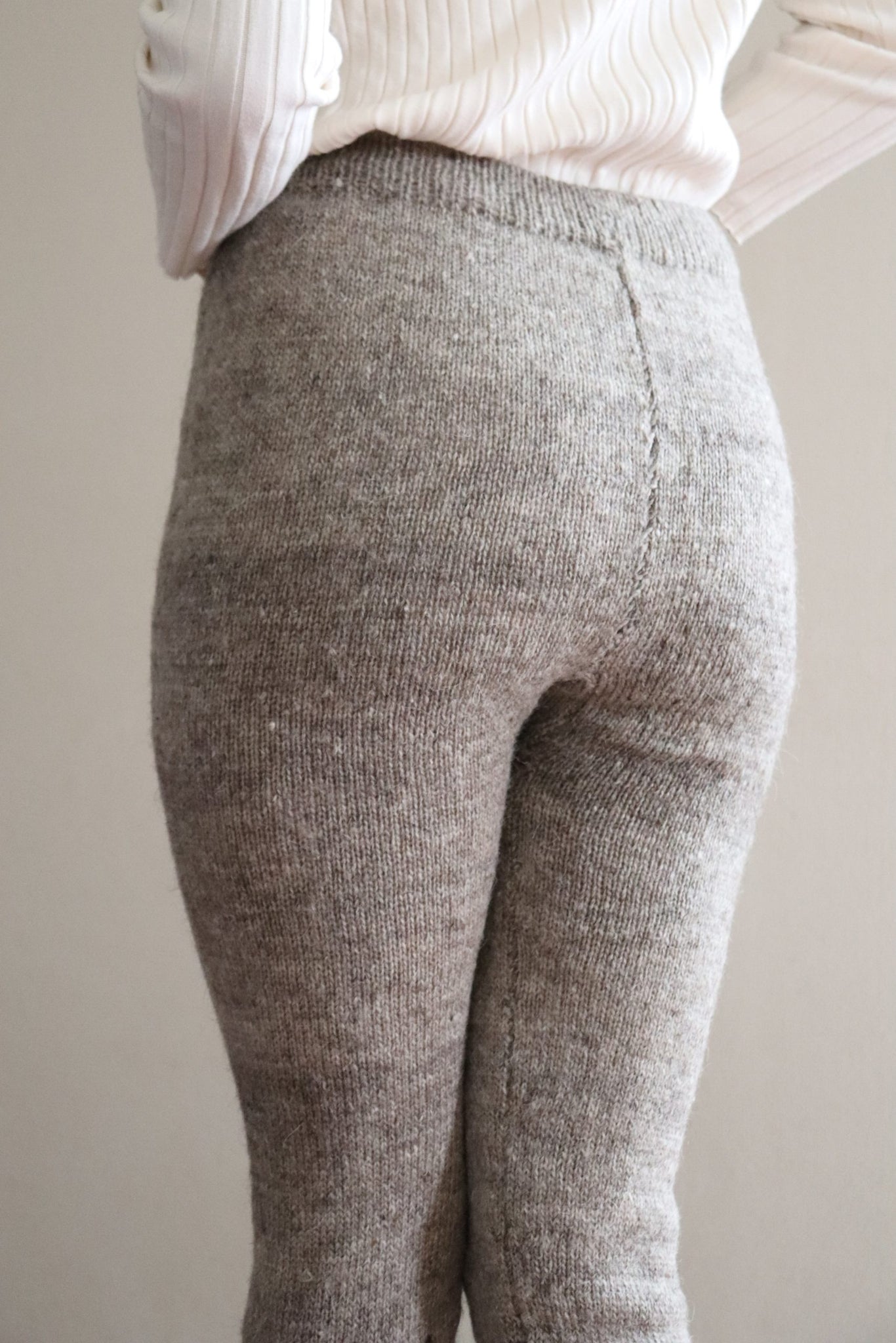 Hand Knit High-Quality Sheep Wool Leggings Grayish Brown