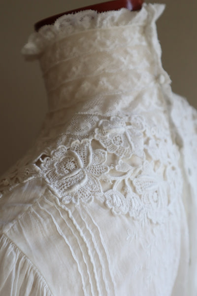 1900s Edwardian High Lace Neck Pouter Pigeon Blouse Size 38