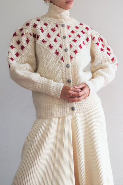 80s Embroidered Red Flowers Austrian Hand Knit Pure Wool Cardigan