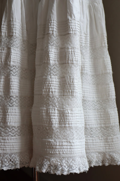 1900s Edwardian White Cotton Lace Skirt Size L