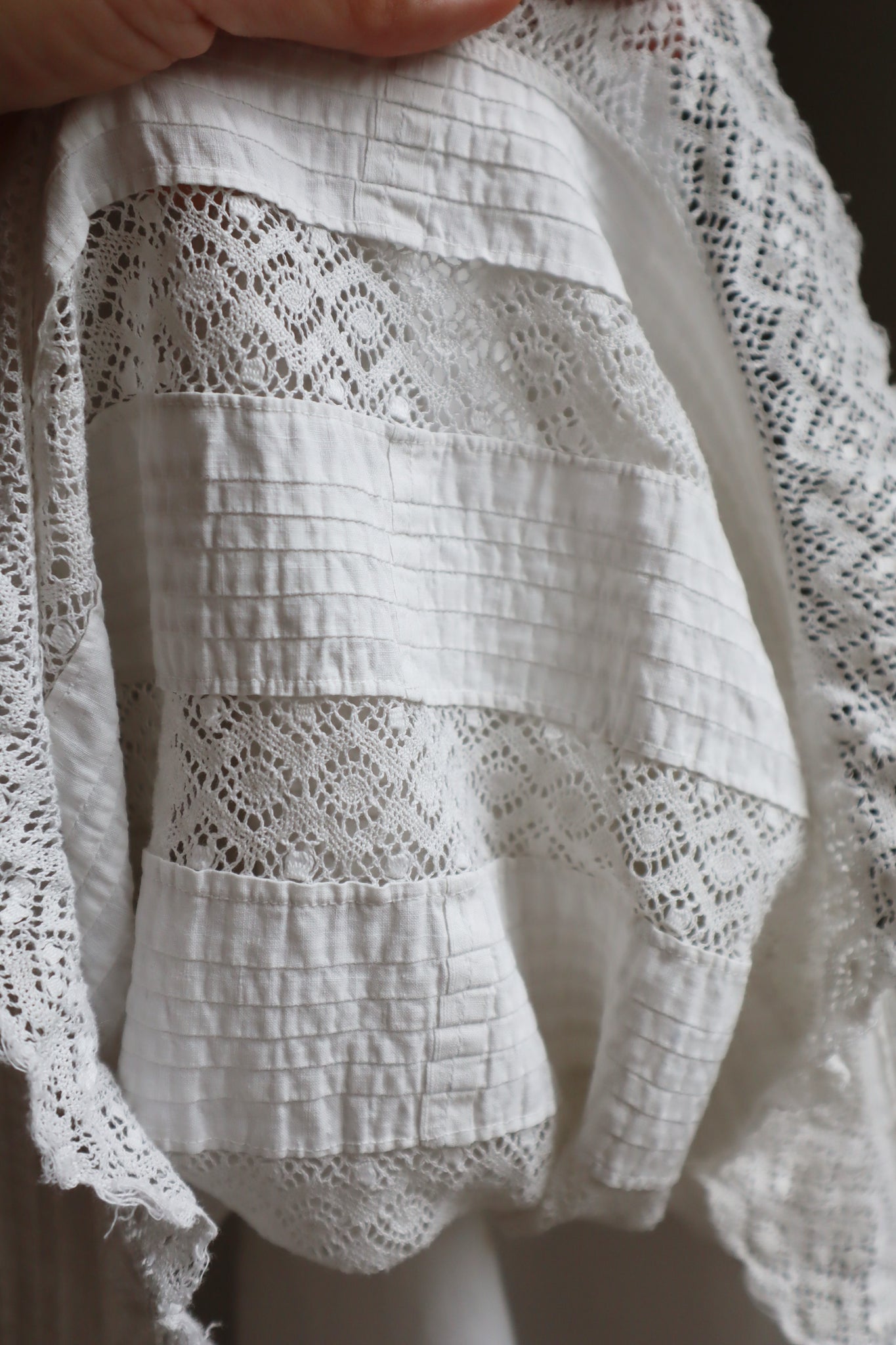 1900s Edwardian White Cotton Lace Skirt Size L