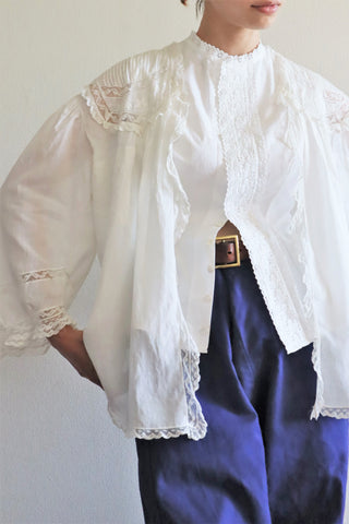 1900s Edwardian Batiste Cotton Boudoir Jacket