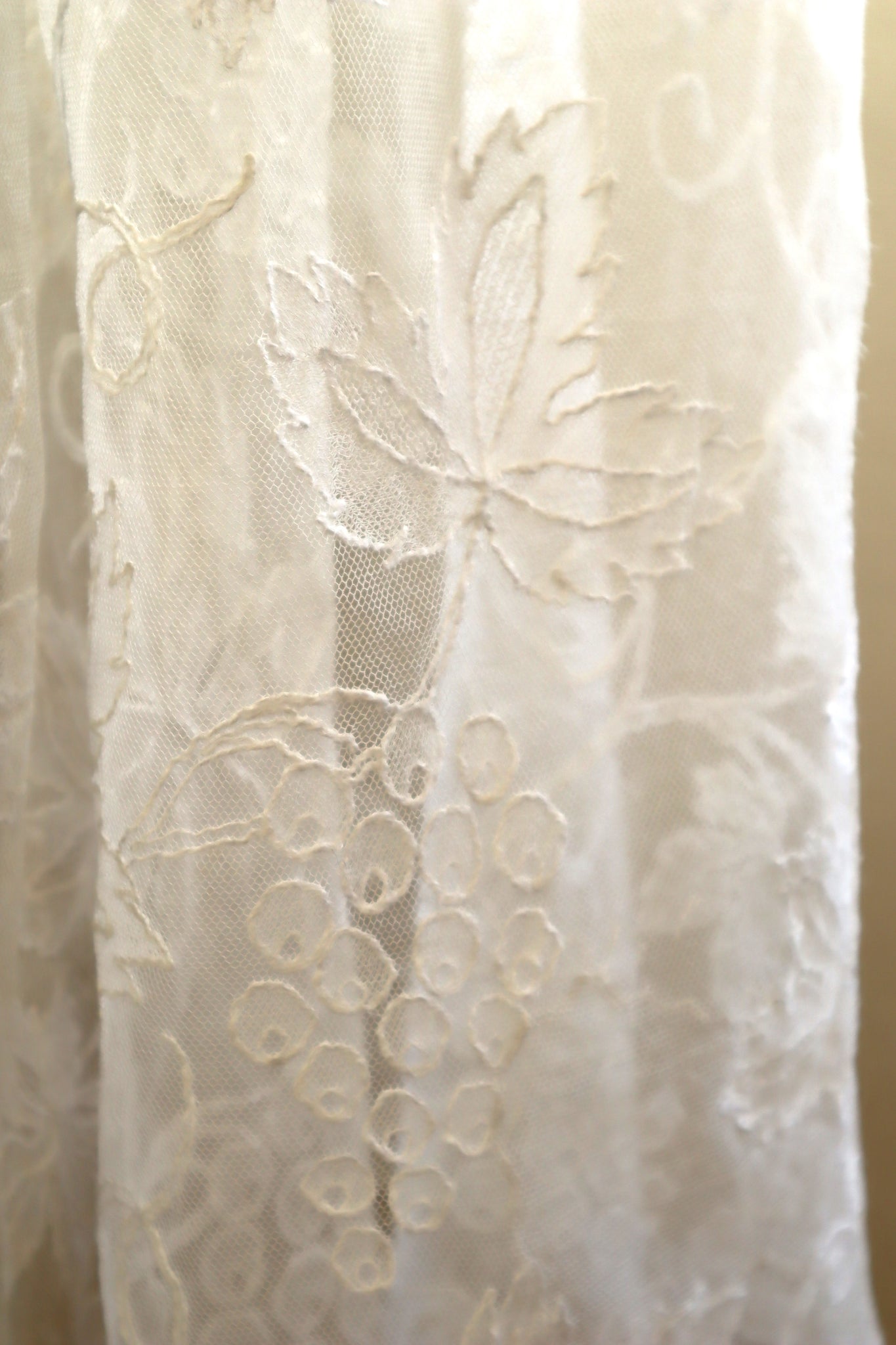 1900s Grape Embroidery Lace Brown Cuffs Church Dress