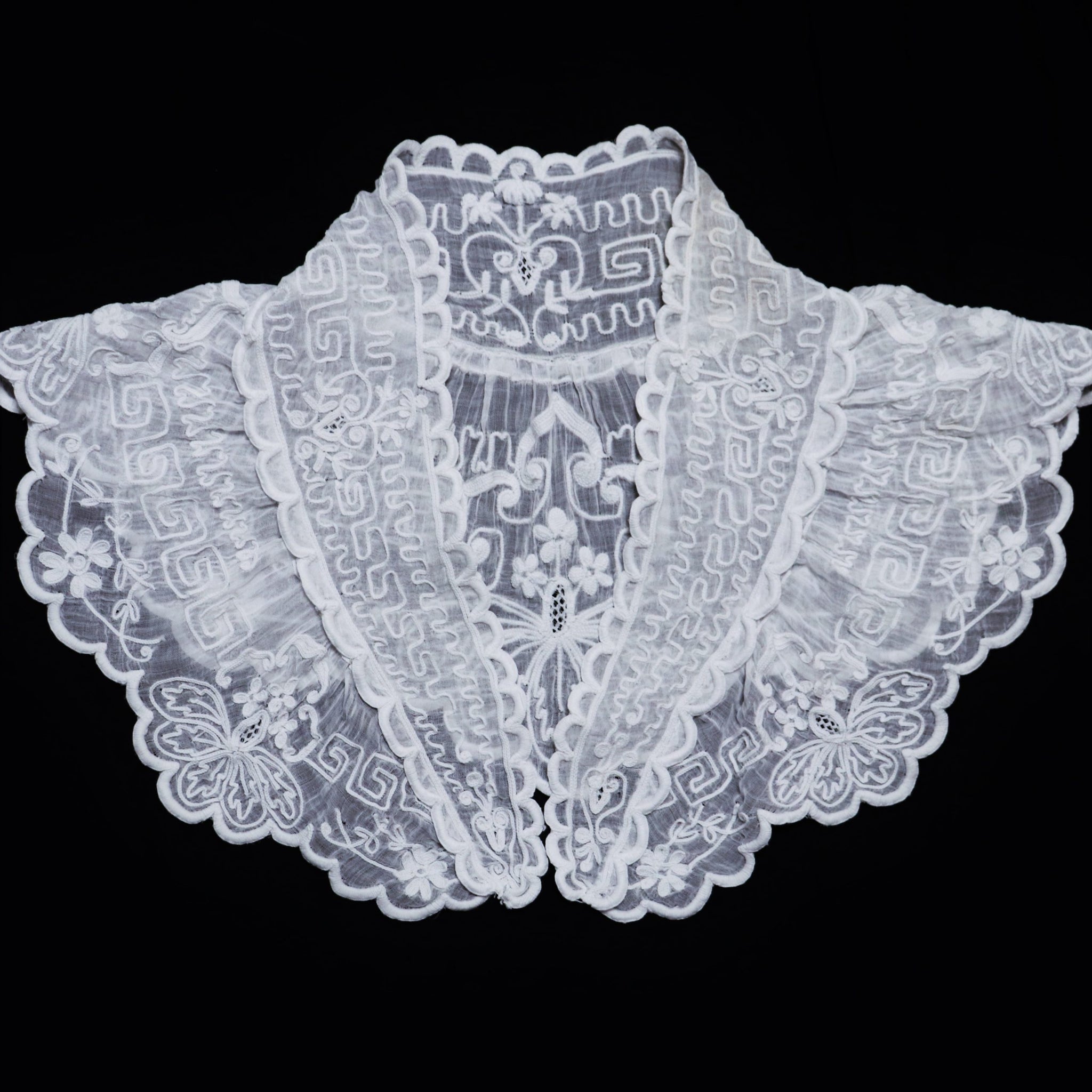 19th Antique Cotton Chain Stitch Lace Collar