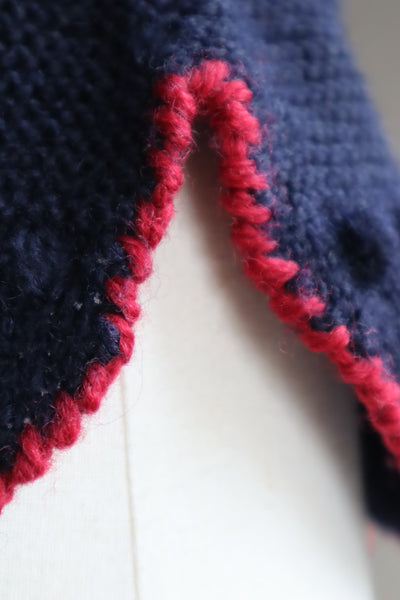 80s 🌹 Hand Knit Navy German Folk Cardigan