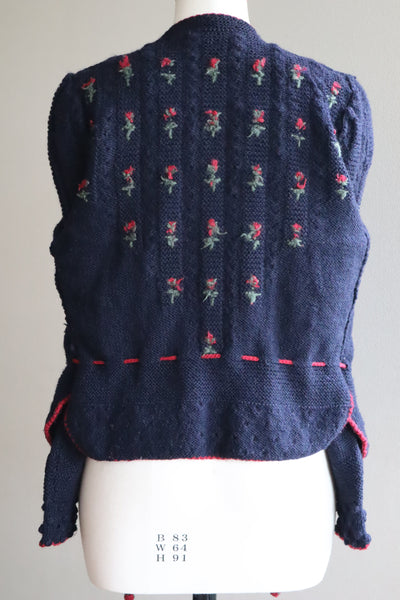 80s 🌹 Hand Knit Navy German Folk Cardigan