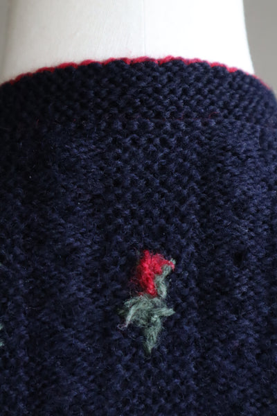 80s 🌹 Hand Knit Navy German Folk Cardigan