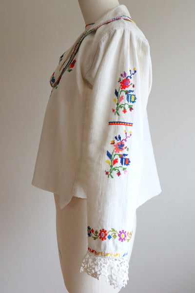1920s~1930s Hand Woven Linen Embroidered Folk Art Blouse