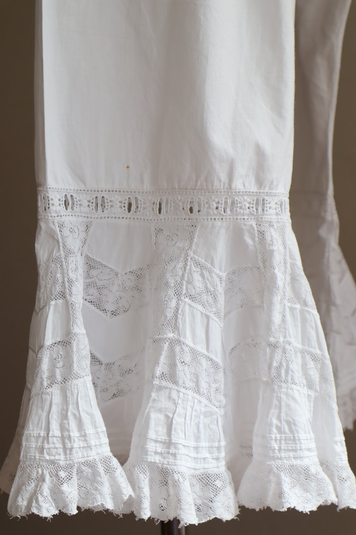 Late 1800s French White Cotton Frilled Lace Bloomers Pants