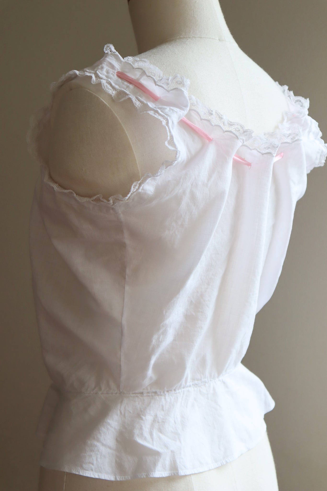 1900s French Hand Embroidered Leaf White Cotton Corset Cover
