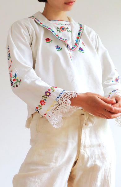 1920s~1930s Hand Woven Linen Embroidered Folk Art Blouse
