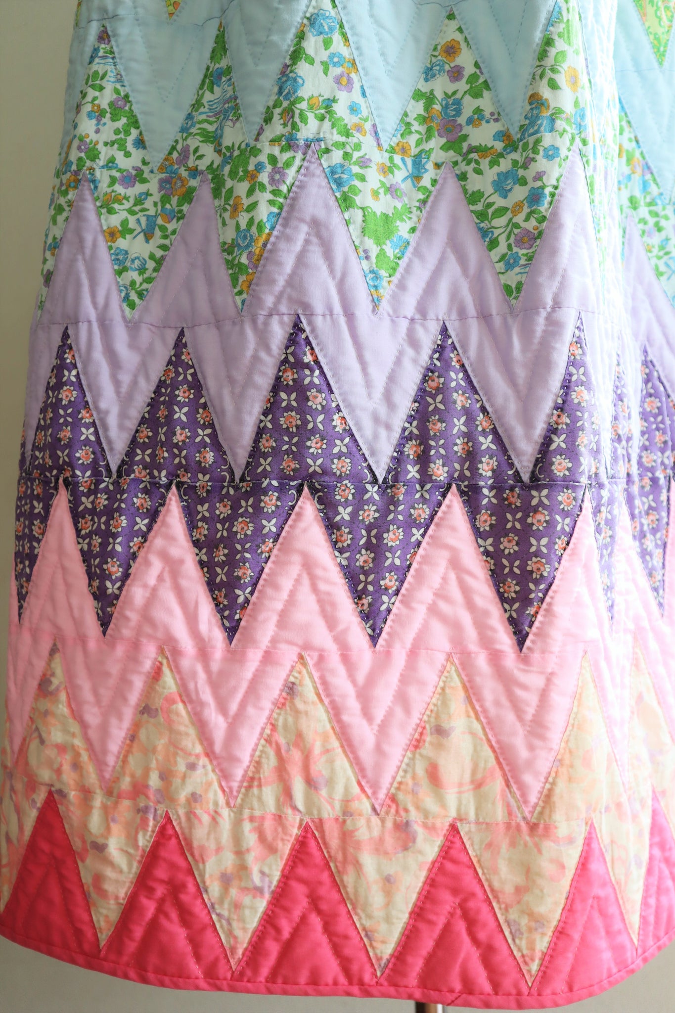 70s Zigzag Pattern Quilted Long Skirt
