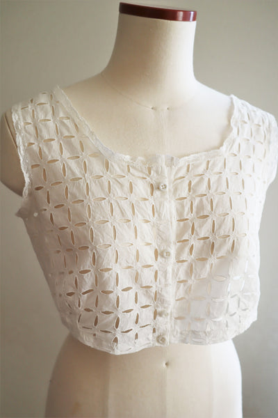 1900s French Hand Cutwork Lace Sleeveless Blouse