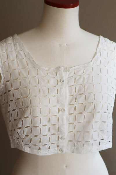 1900s French Hand Cutwork Lace Sleeveless Blouse